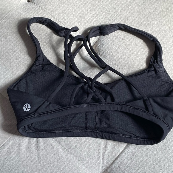 Lululemon sport bra - Picture 4 of 4